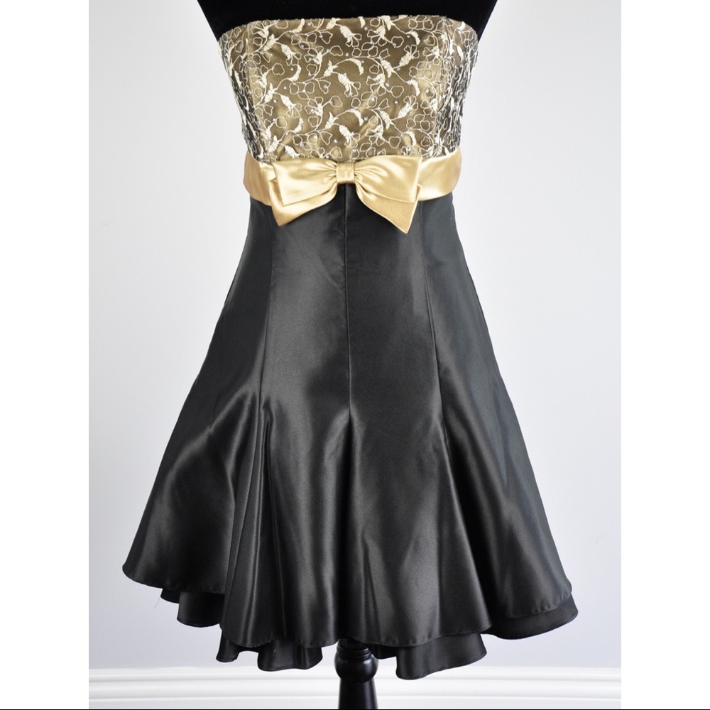 Gunne Sax Jessica McClintock Junior SZ 7 Short Formal Dress - Black & Gold - Bow